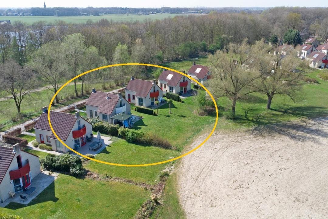Gezellige Vakantiewoning Aan Het Water In Ewijk - Recreational Only No Workers Extérieur photo