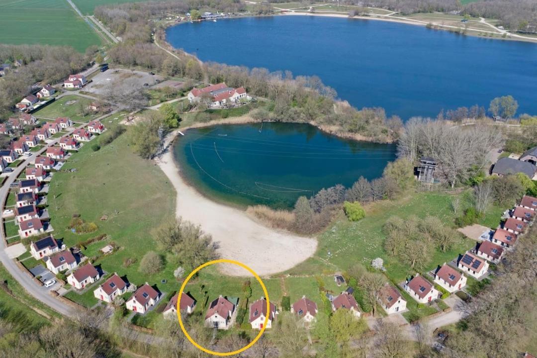 Gezellige Vakantiewoning Aan Het Water In Ewijk - Recreational Only No Workers Extérieur photo