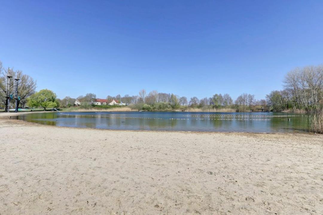 Gezellige Vakantiewoning Aan Het Water In Ewijk - Recreational Only No Workers Extérieur photo